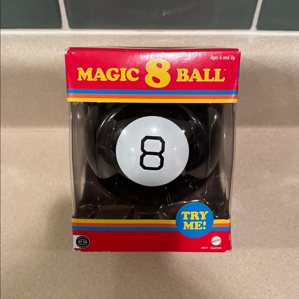 Mattel Magic 8 Ball Fortune Teller